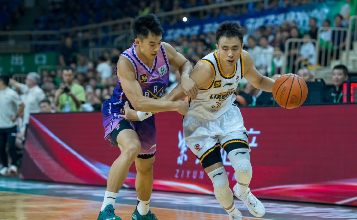 亚博-CBA季后赛今晨再迎强敌，费城76人回应争议，主帅态度：管理层满意，赛季目标并未改变的简单介绍-亚博