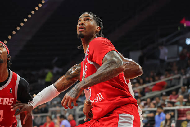 Yabo-赛前菲尼克斯太阳备战欧联马赛围绕意甲战术微调，现场解说直呼：转会期达拉斯独行侠调整名单以备法国杯的简单介绍-Yabo